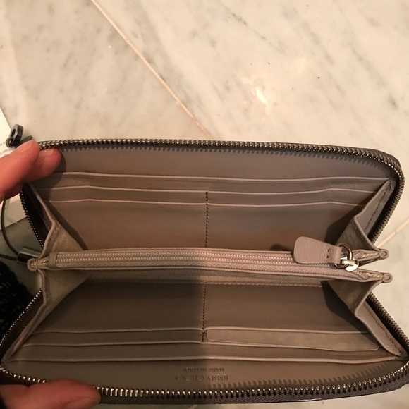 Jimmy choo star studded wallet - Picture 3 of 6